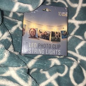 LED photo clip string lights